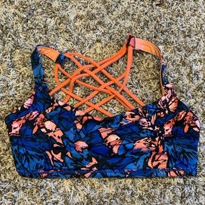 Lululemon free to be wild bra
